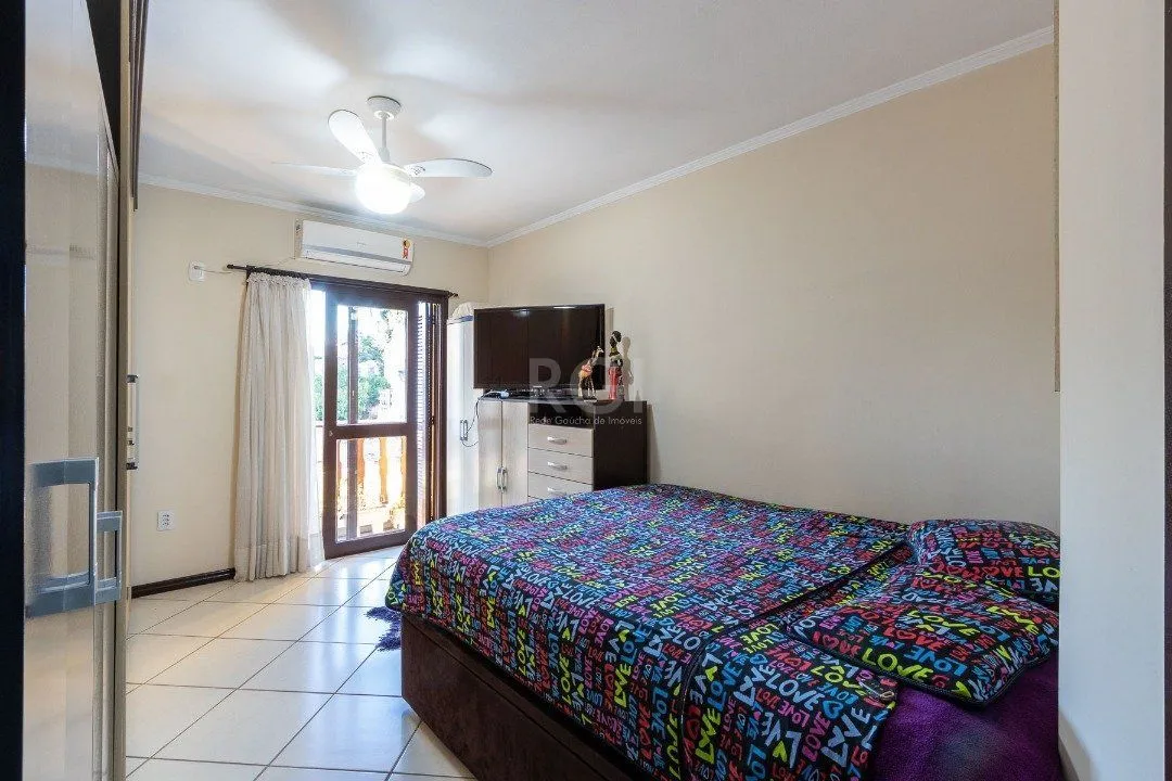 Imagem Casa Condominio para Venda - 107.13m², 3 dormitórios, sendo 1 suites, 1 vaga - Cavalhada