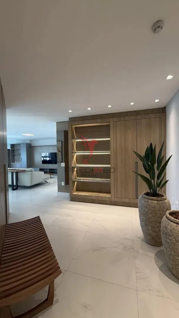 Foto do imóvel Apartamento de Luxo com 3 Suítes e Ambientes Planejados. Em Itapema. Meia Praia em Meia-Praia, Itapema - SC