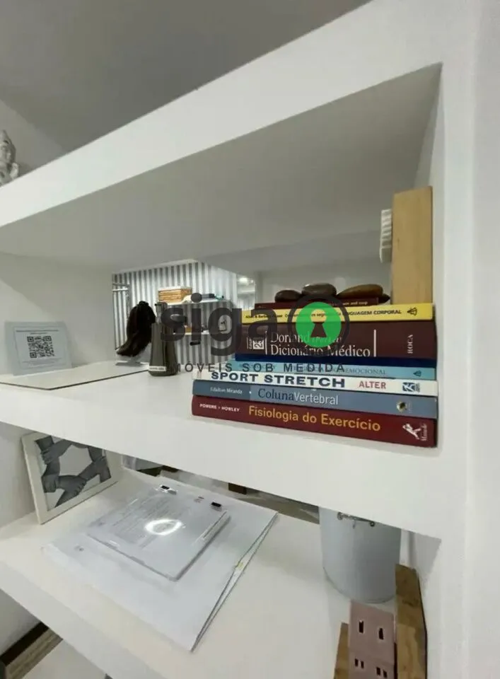 Imagem Casa assobradada no Itaim Bibi, com 200m² para Locação Comercial com várias salas.