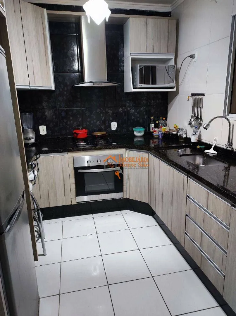 Imagem Sobrado com 3 dormitórios à venda, 75 m² por R$ 480.000,00 - Parque Flamengo - Guarulhos/SP