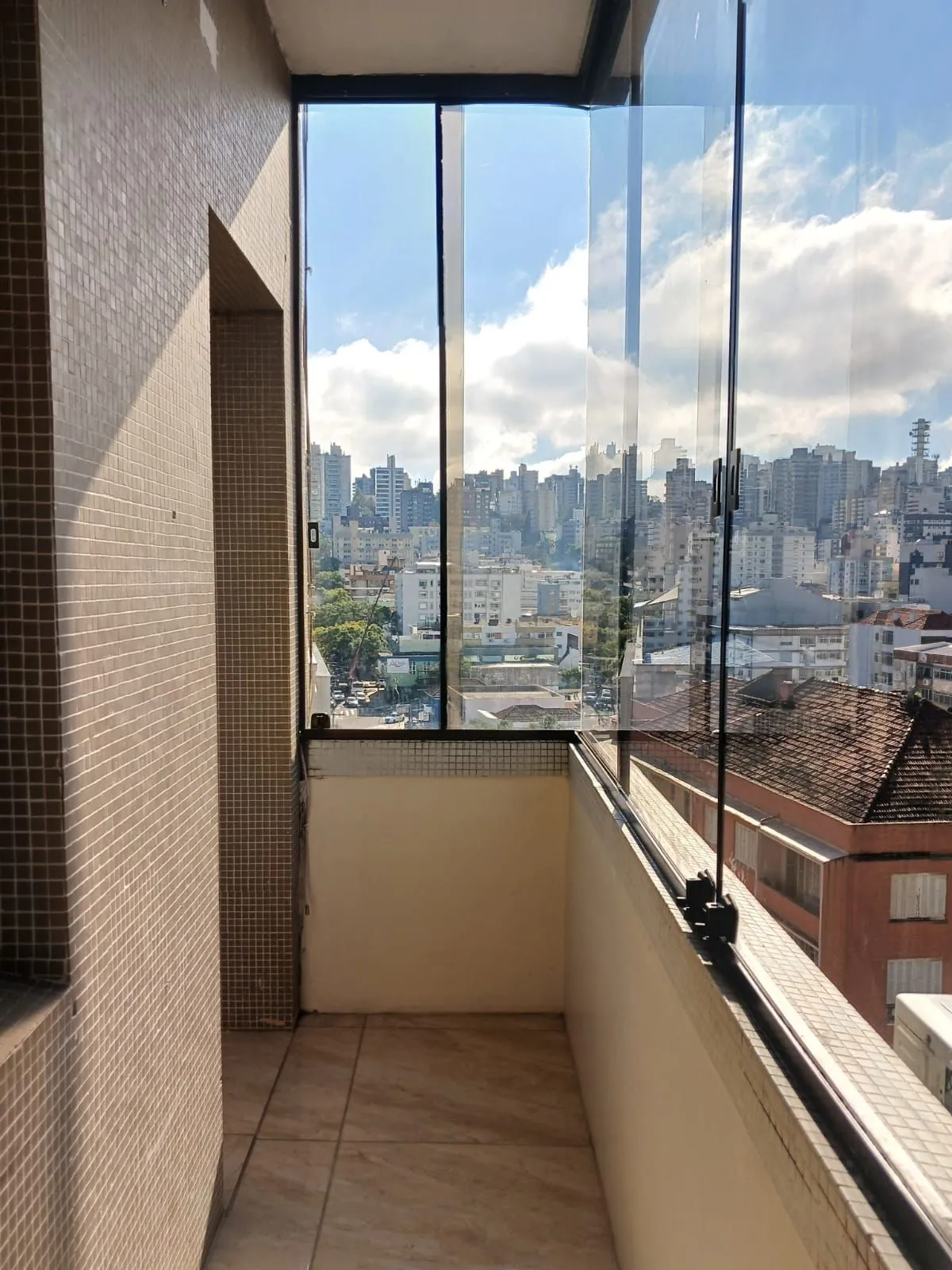 Imagem Apartamento três dormitórios ( uma suíte) panorâmico