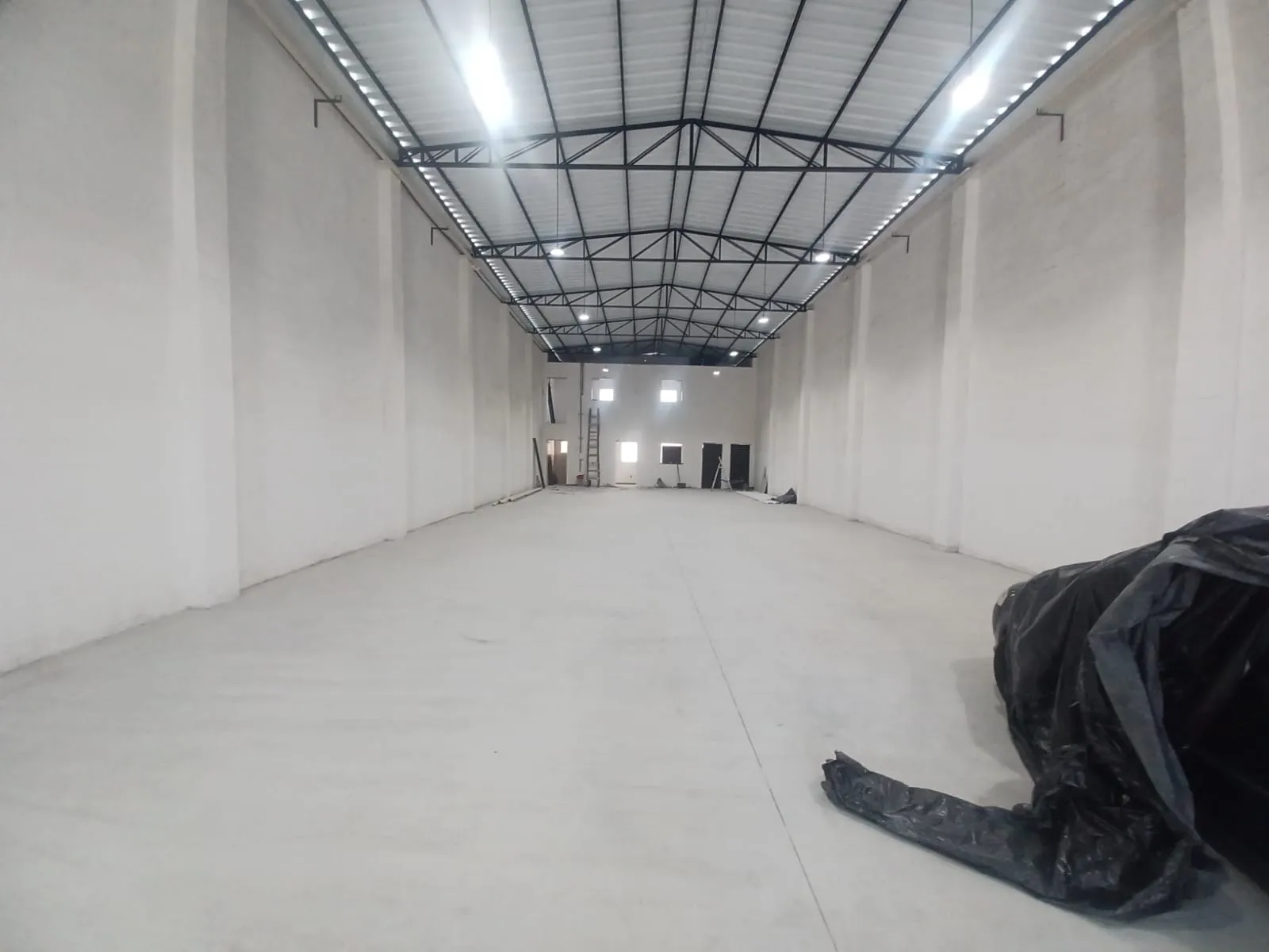 Imagem Excelente Galpão 460m² no Bairro Além Ponte - Sorocaba/SP