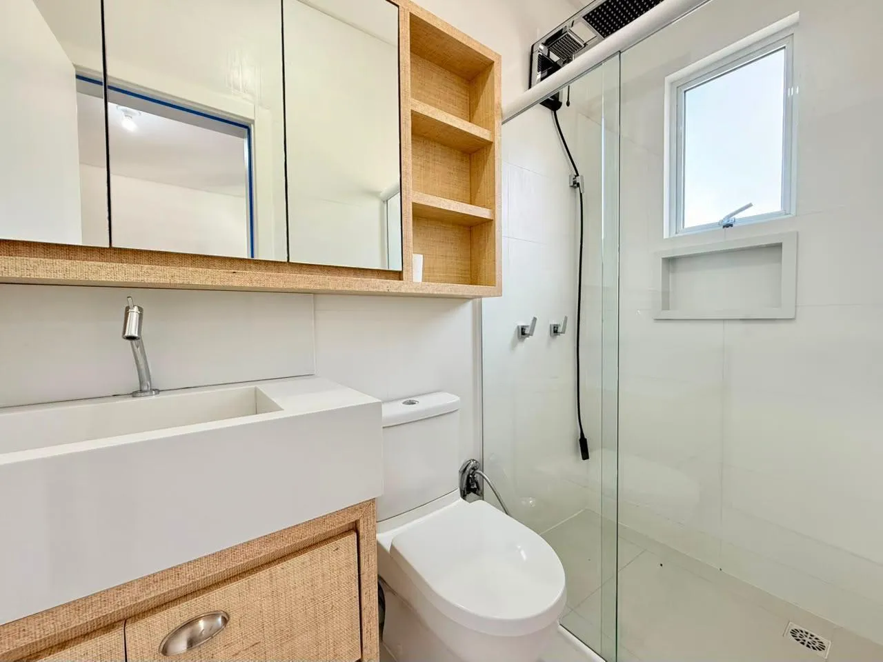 Imagem Apartamento à venda em Itapema, Meia Praia, com 3 quartos, 136m2