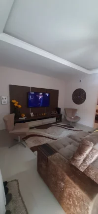 Imagem Sobrado modelo triplex, mobiliado, localizado em Camboriú/SC