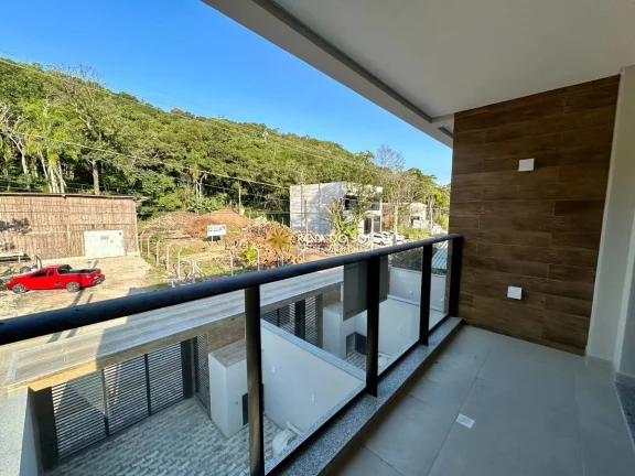 Imagem Sobrado 2 suítes novo à venda Bombinhas SC