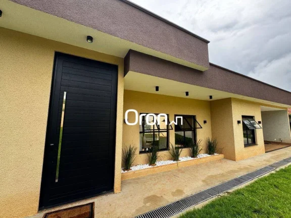 Imagem Casa com 3 dormitórios à venda, 213 m² por R$ 1.690.000,00 - Condomínio Parque dos Cisnes - Goiânia/GO