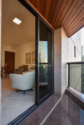 Imagem Flat disponível para venda no Golden Tower Residence no Itaim Bibi, com 43,55m², 1 dormitório e 1 vaga