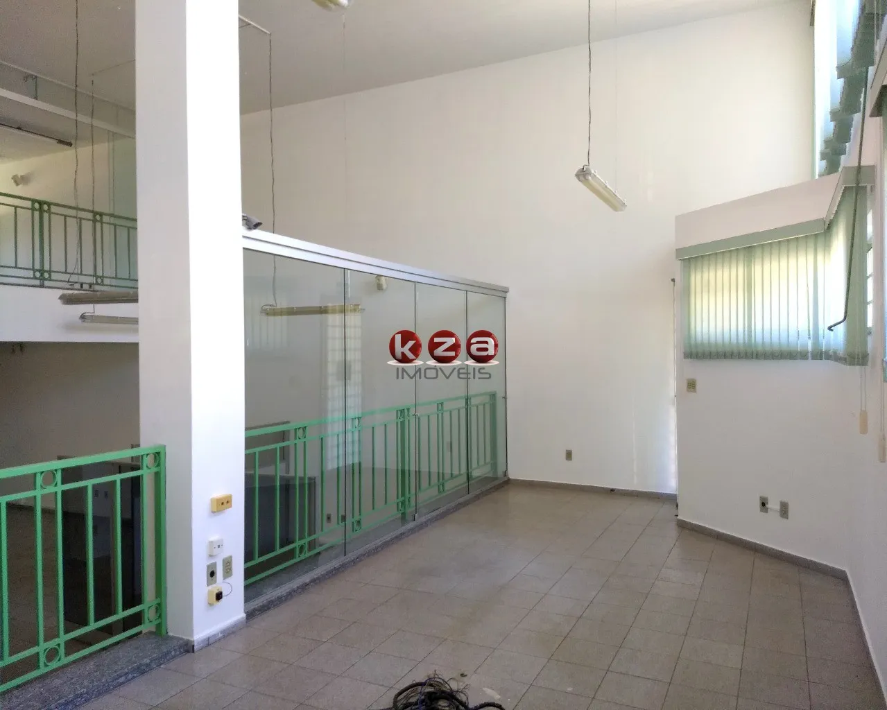 Imagem Prédio Comercial de 257m² com 6 banheiros à venda na Vila Nova Valinhos, Valinhos-SP.