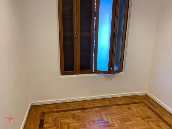 Imagem Casa comercial para locação em São Paulo-SP, bairro Pinheiros: 2 quartos, 2 salas, 2 banheiros, 1 vaga, 110m². Confira!
