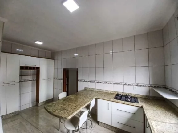 Imagem Casa no Condomínio fechado de alto padrão Itatiba Country Club na melhor localização de Itatiba/SP!