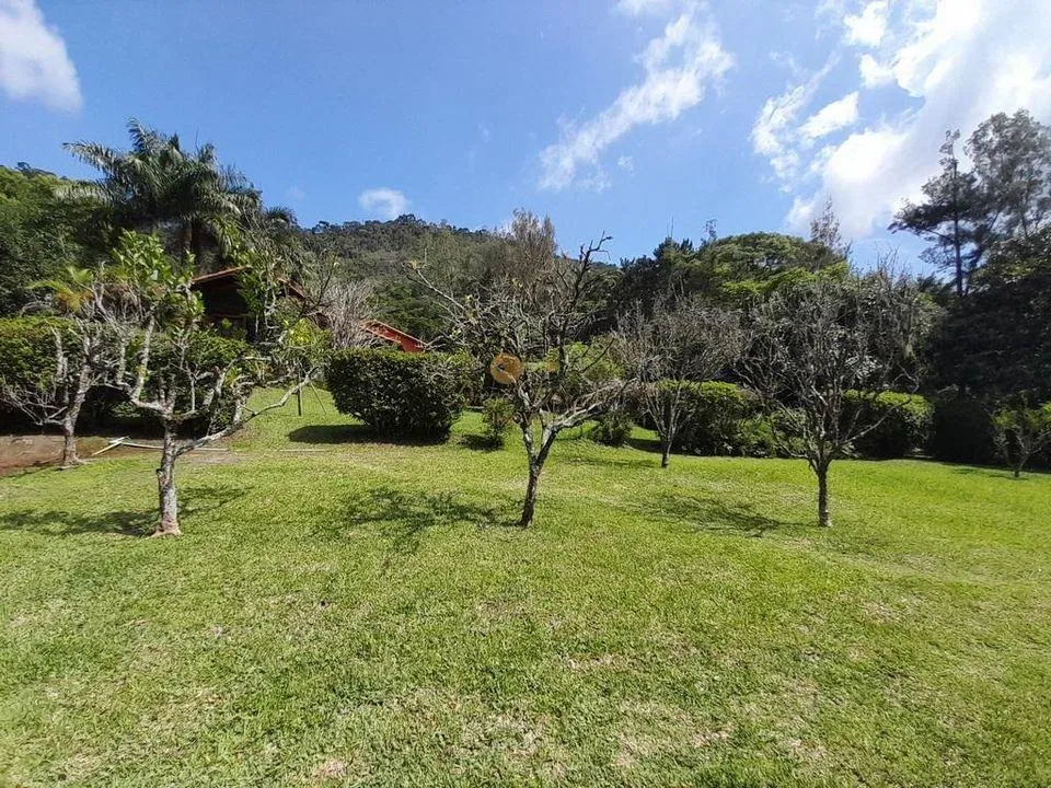 Imagem Casa para Venda em Teresópolis / RJ no bairro Santa Rita