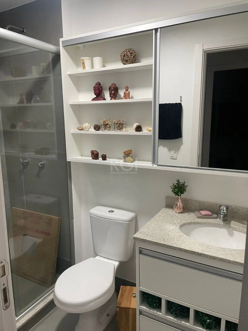 Imagem Apartamento para Venda - 60m², 2 dormitórios, sendo 1 suites, 1 vaga - Glória