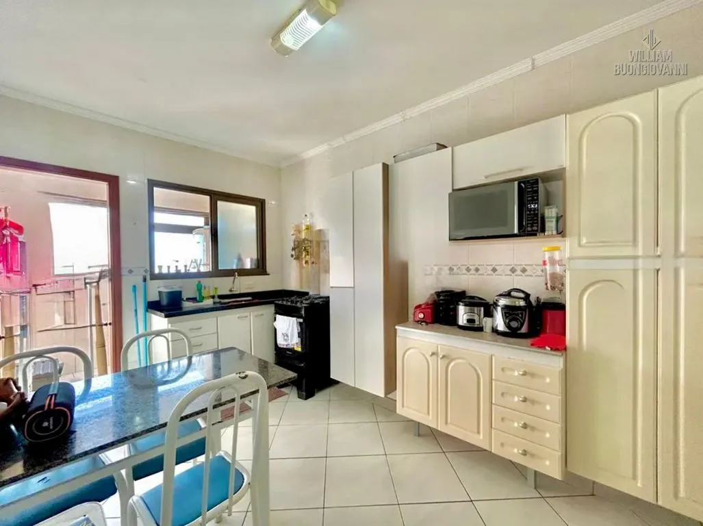Imagem Vendo Apartamento 2 dormitórios sendo 1 suíte no Coração da Guilhermina