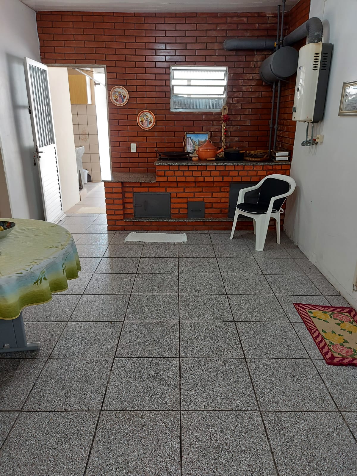 Imagem Casa com 4 Quartos à Venda, 330 m² em Coqueiros - Florianópolis