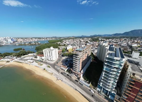Imagem Descubra seu refúgio à beira-mar, onde conforto, modernidade e conveniência se encontram. Localiz...