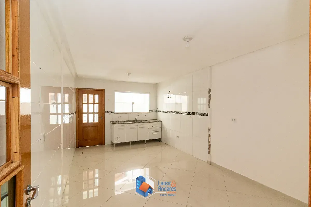 Imagem Sobrado para venda em Parque São Domingos com 3 quartos, sendo 3 suítes, 102m²