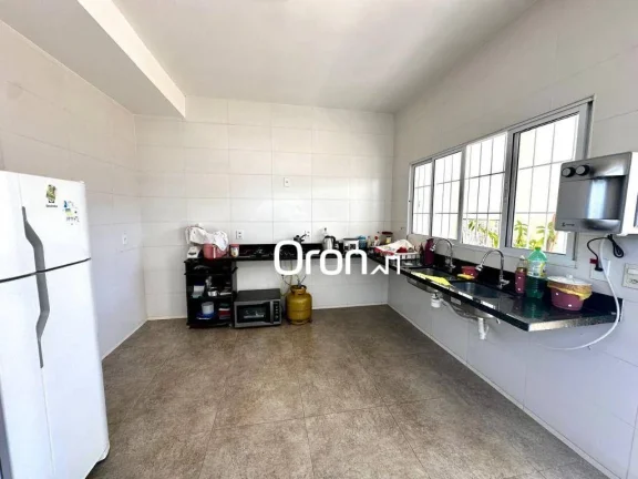 Imagem Sobrado à venda, 319 m² por R$ 999.000,00 - Setor Goiânia 2 - Goiânia/GO