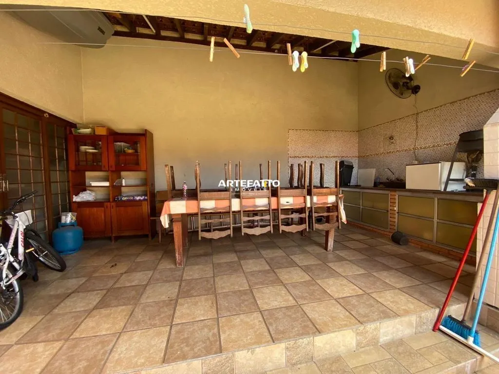Imagem Casa à venda em Franca, São Joaquim, com 3 quartos, 248m2