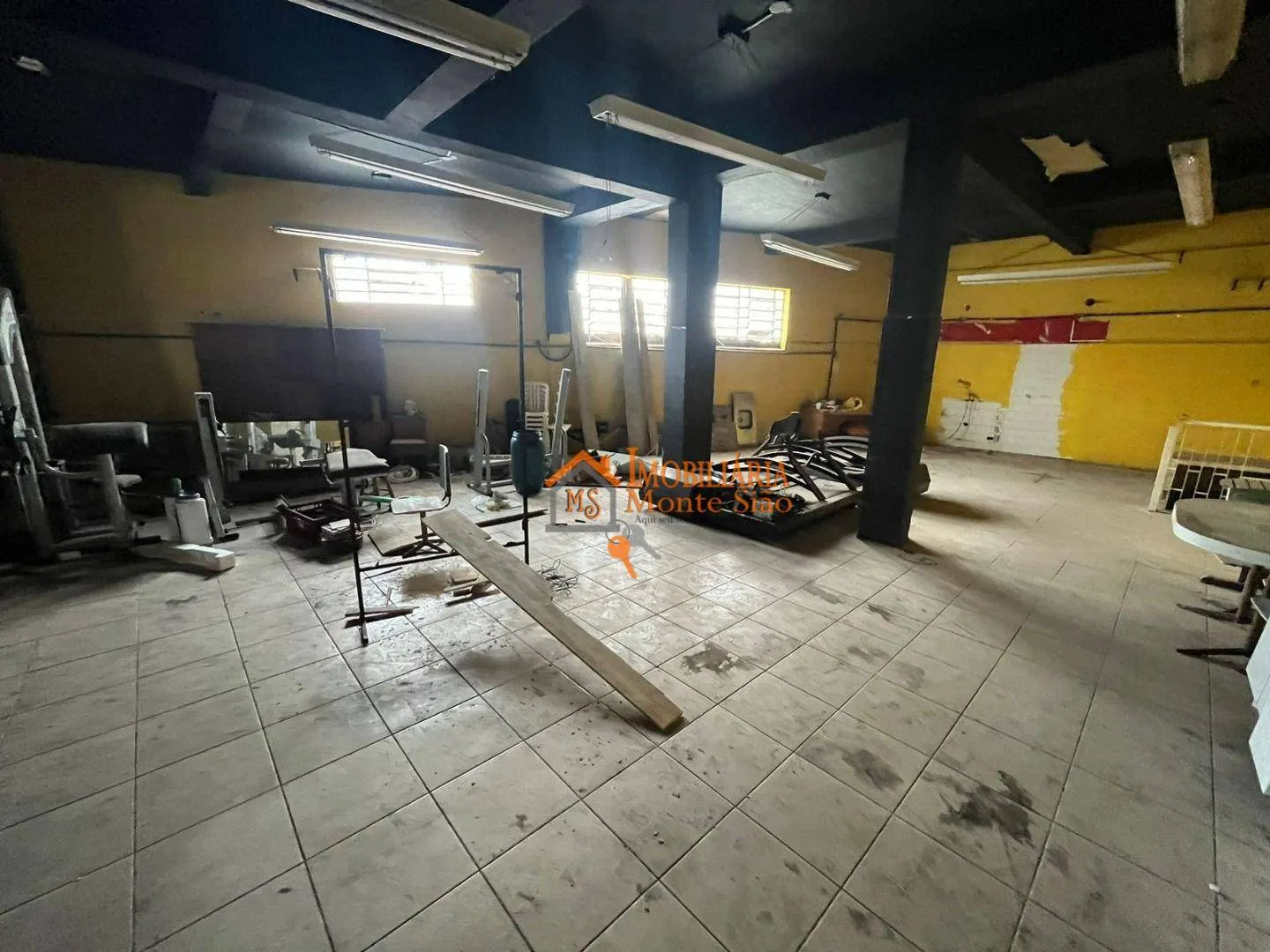 Imagem Prédio, 220 m² - venda por R$ 1.100.000,00 ou aluguel por R$ 8.400,00/mês - Jardim Palmira - Guarulhos/SP