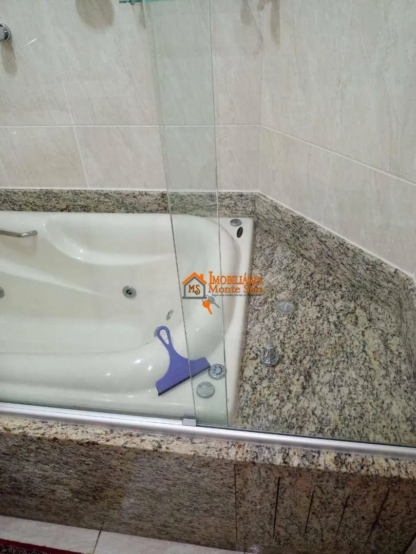 Imagem Sobrado com 3 dormitórios à venda, 131 m² por R$ 954.000,00 - Jardim Santa Clara - Guarulhos/SP