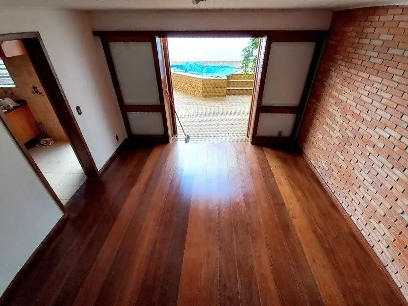 Imagem Casa para Venda - 224m², 3 dormitórios, sendo 1 suites, 3 vagas - Santana