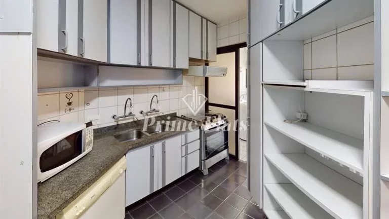 Imagem Flat disponível para locação no The Sutton House com 120m², 3 dormitórios e 2 vagas de garagem
