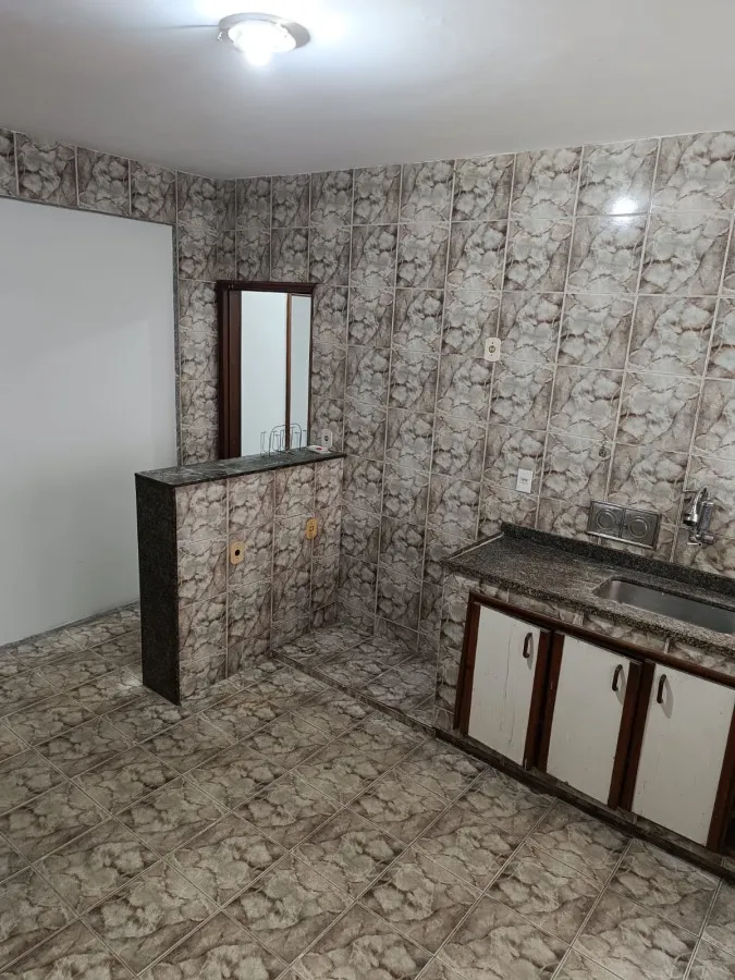 Imagem Casa em Condomínio para Venda em Itaboraí, Centro (Manilha), 4 dormitórios, 1 suíte, 2 banheiros, 1 vaga