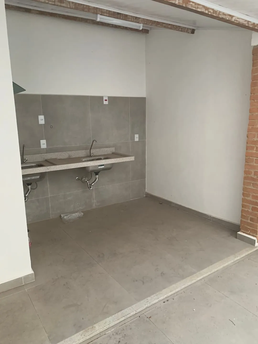 Foto do imóvel Comercial para Locação 100M², Centro, Pindamonhangaba - SP