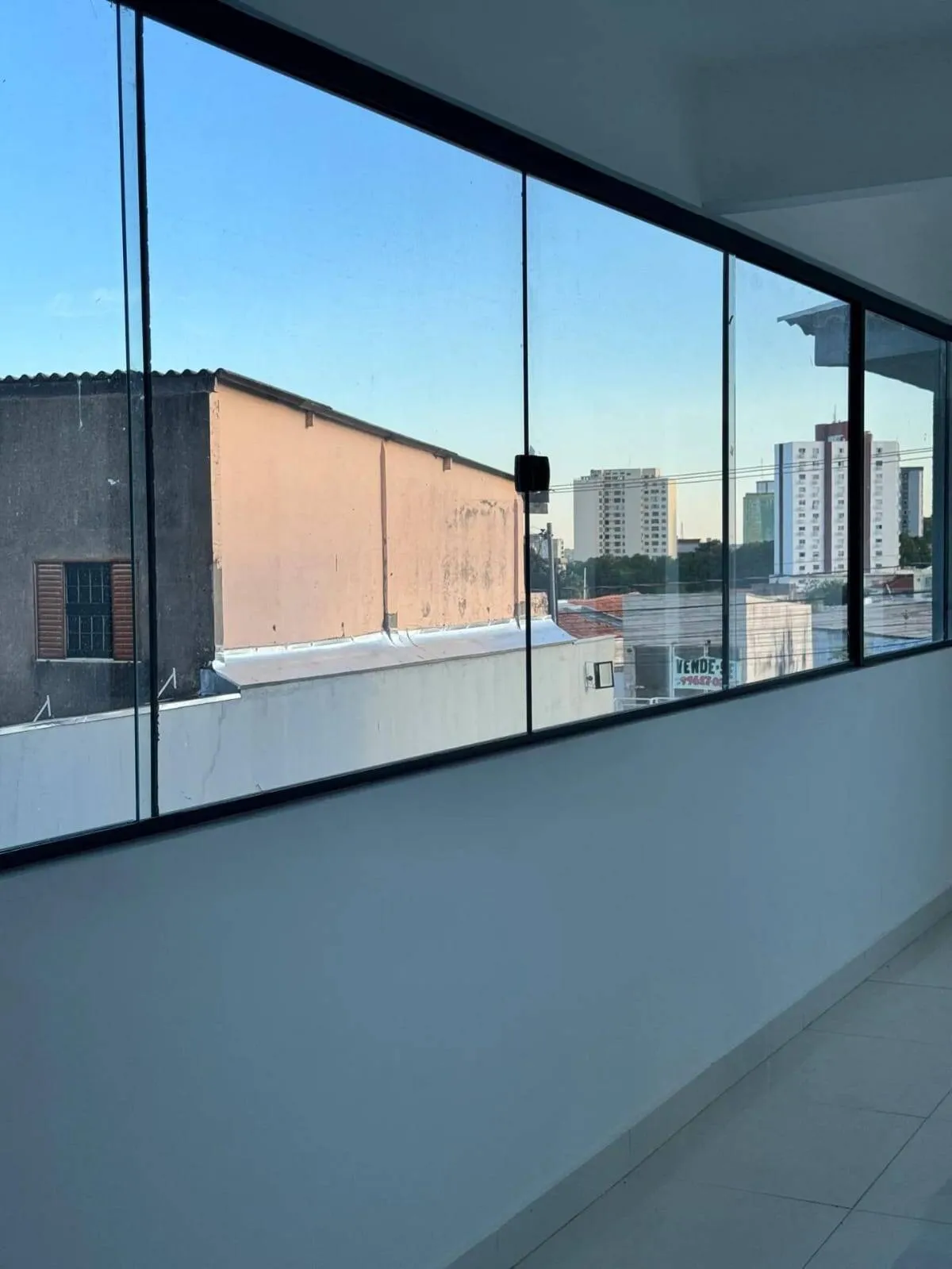 Imagem Prédio comercial para locação no bairro Araés