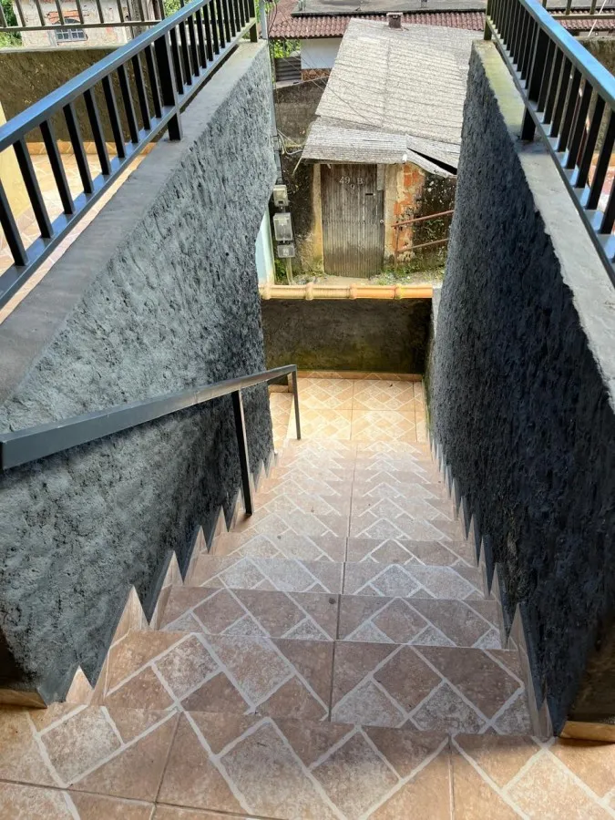 Imagem Casa para Venda em Petrópolis / RJ no bairro Castelanea