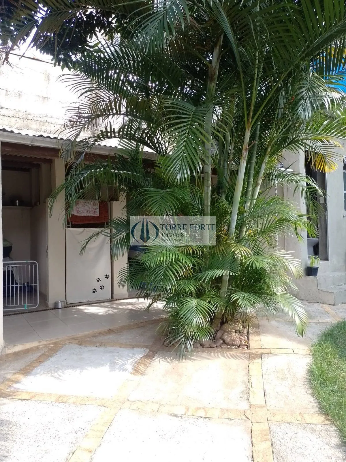 Imagem Casa com estilo moderno, 3 dormitórios, 4 vagas no Jardim Vila Galvão