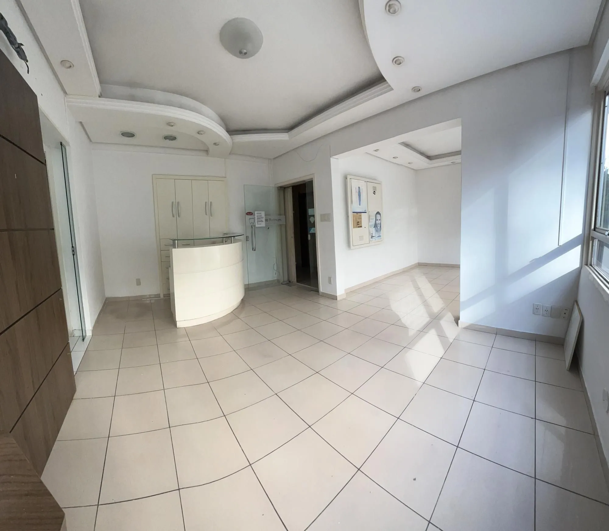 Imagem Excelente Oportunidade! Sala comercial para venda no centro de Porto Alegre.