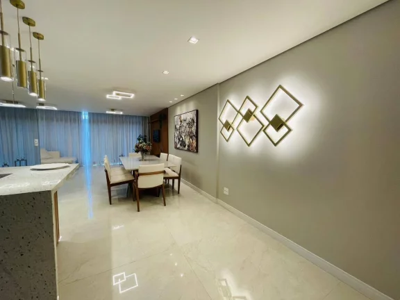 Imagem Belíssimo apartamento todo reformado FRENTE MAR-PORTEIRA FECHADA!