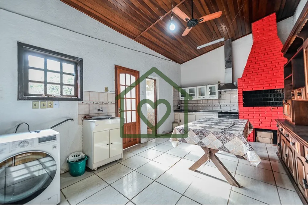 Imagem Descubra o lar dos seus sonhos em Santa Tereza, Porto Alegre!* 
 
Apresentamos uma incrível Casa no...