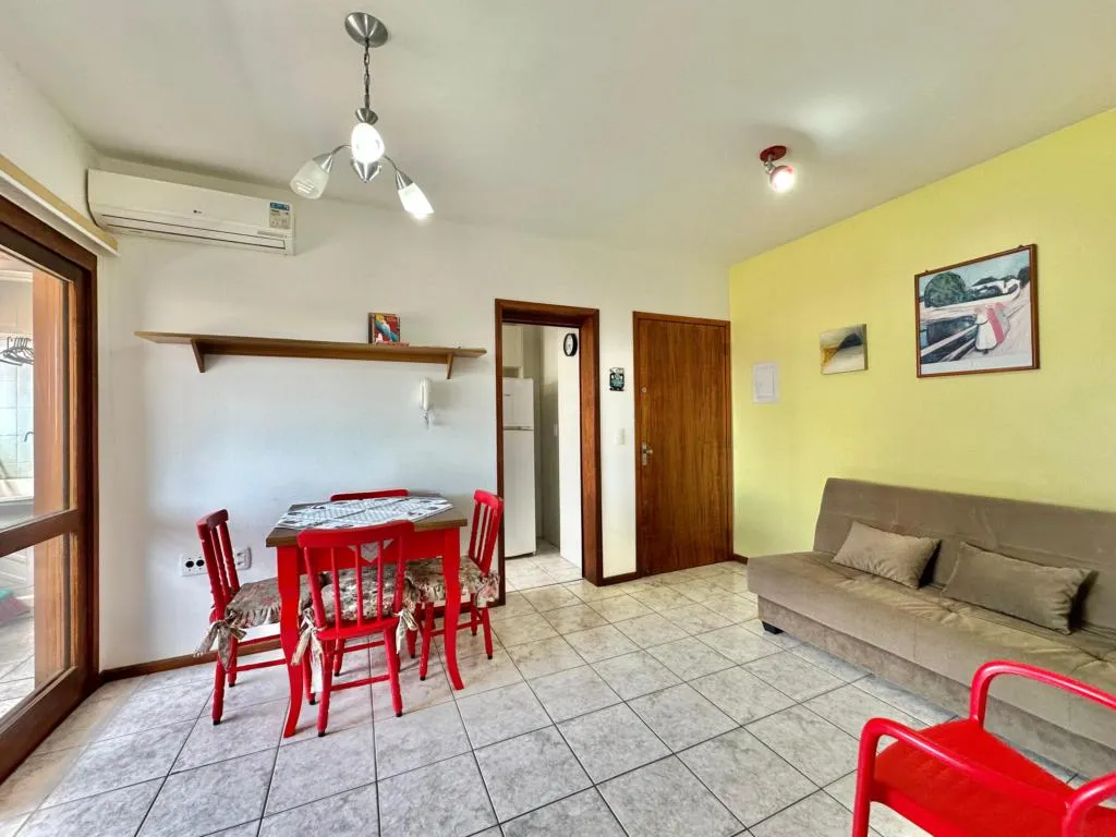Imagem Apartamento 2 Dormitórios - Bairro Centro