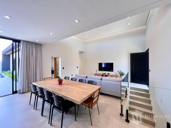 Imagem Casa assobradada no condomínio Sunlake, 3 dormitórios e piscina