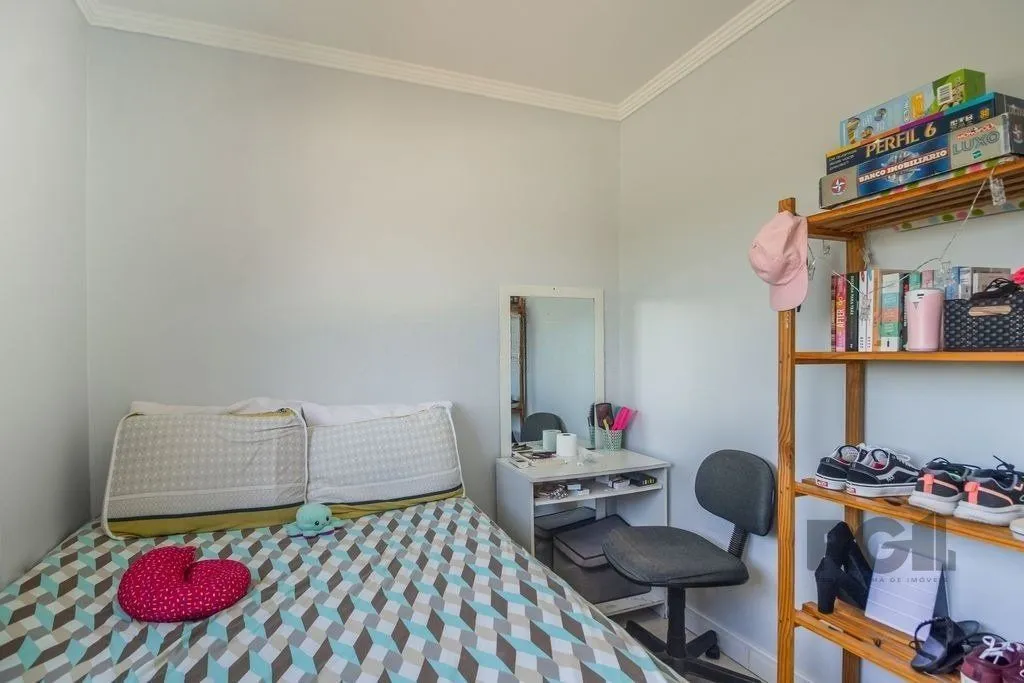Imagem Excelente apartamento de 107 m² com 3 dormitórios e 2 vagas cobertas.