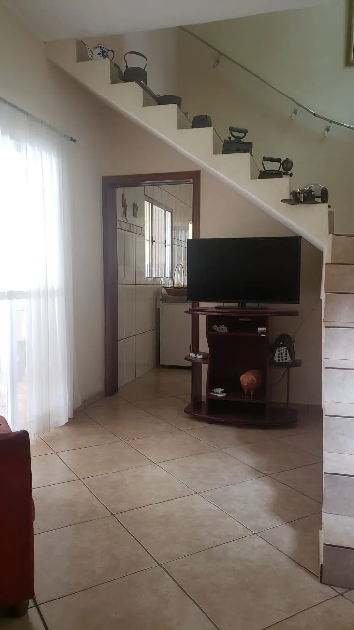 Imagem Casa à venda 2 Quartos, 1 Suite, 5 Vagas, 138M², Pedrinha, Guaratinguetá - SP