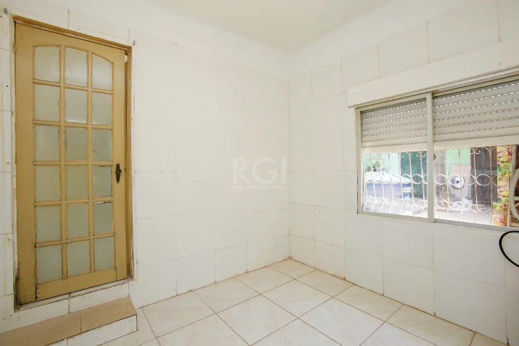 Imagem Casa para Venda - 350m², 3 dormitórios, 3 vagas - Passo da Areia