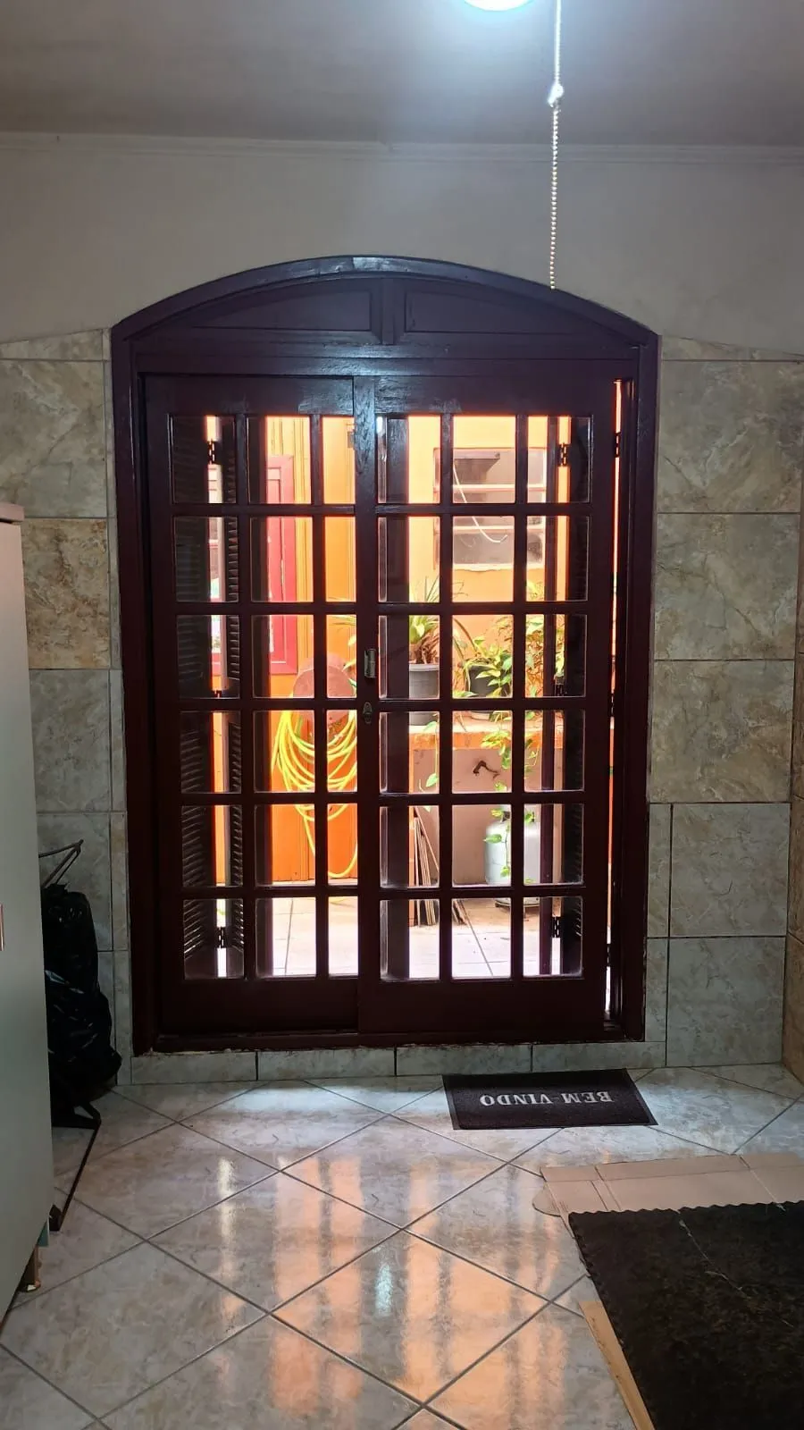 Imagem Casa 3 dormitórios, 1 suíte, 2 vagas, Bairro Monte Carlo