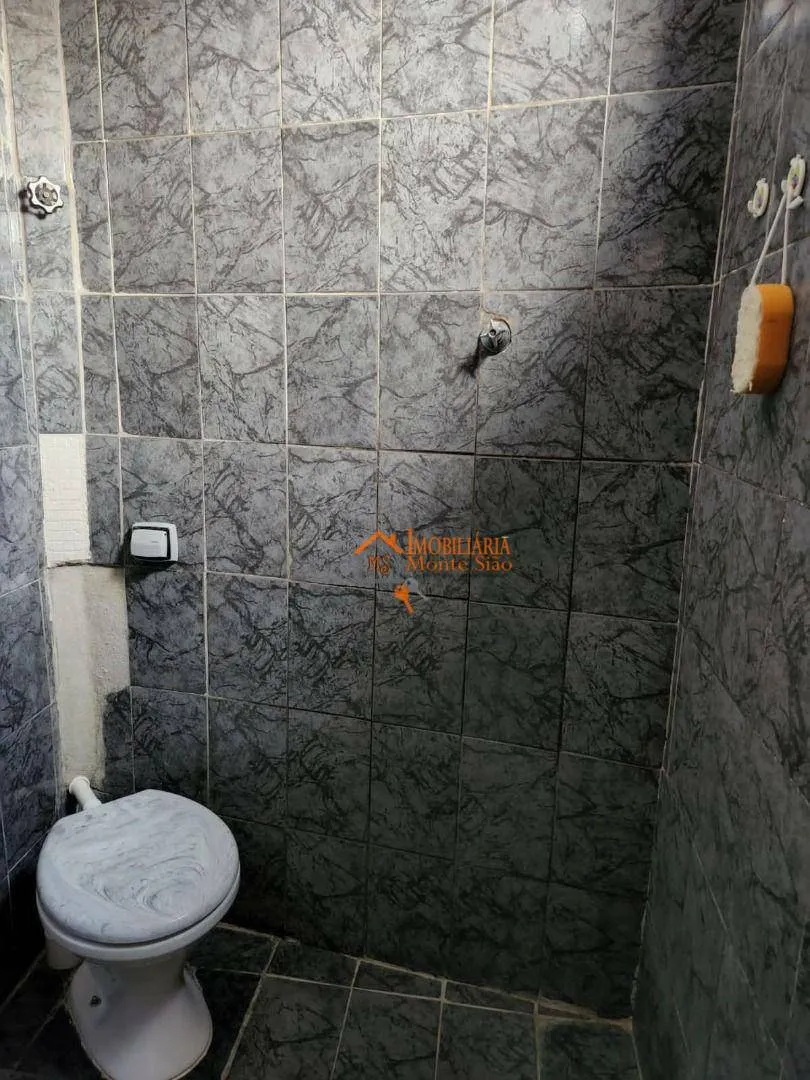 Imagem Sobrado com 4 dormitórios à venda, 204 m² por R$ 405.000,00 - Vila Antonieta - Guarulhos/SP