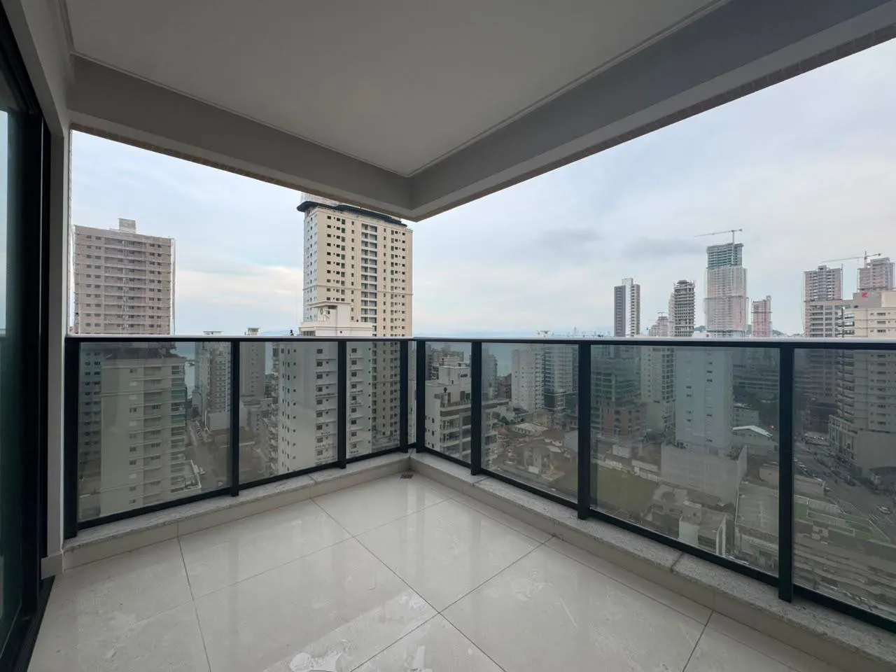 Imagem Apartamento à venda com 92.9m2 por R$ 1.600.384,00