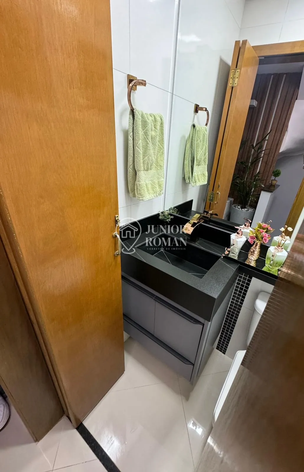 Imagem LINDO SOBRADO MOBILIADO 2 DORM l CAMPESTRE - STO ANDRE