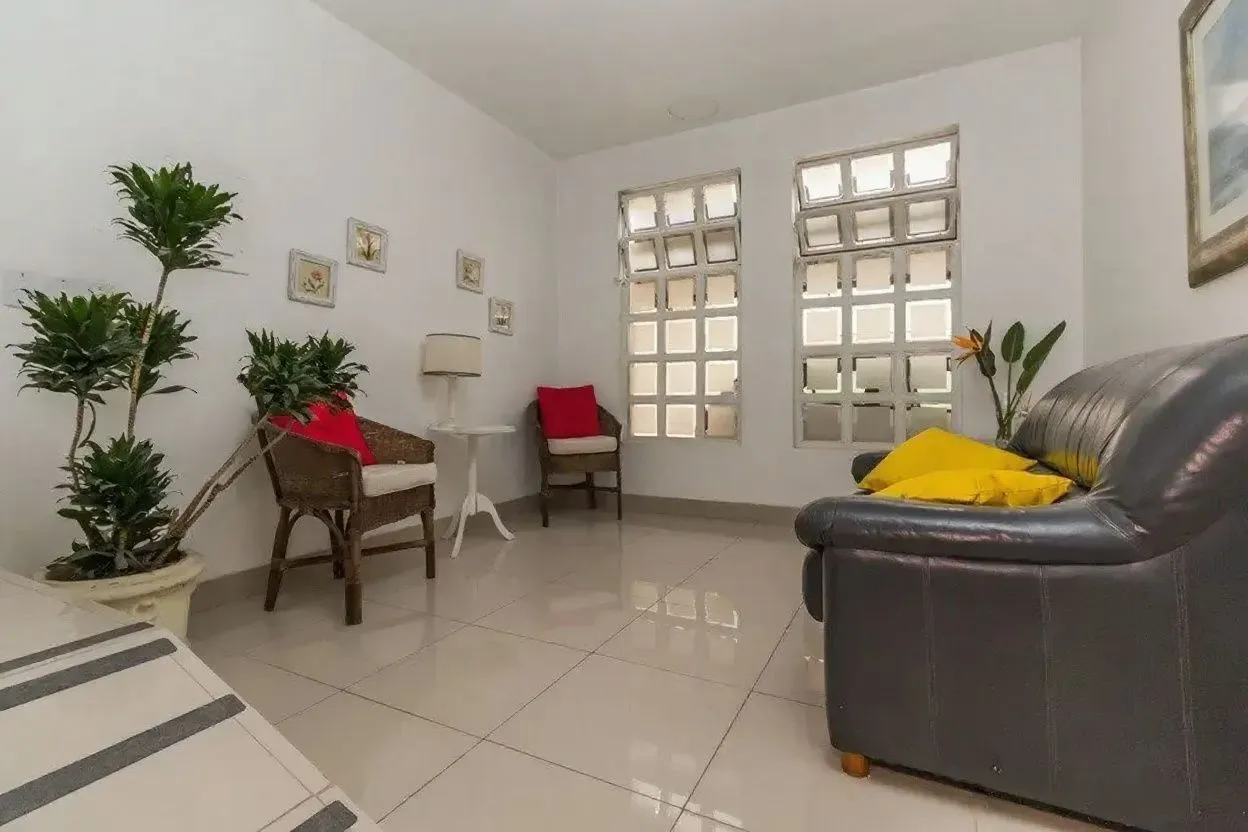 Imagem Vende-se cobertura com 1 quarto, 105m² e 1 vaga - Mont Serrat