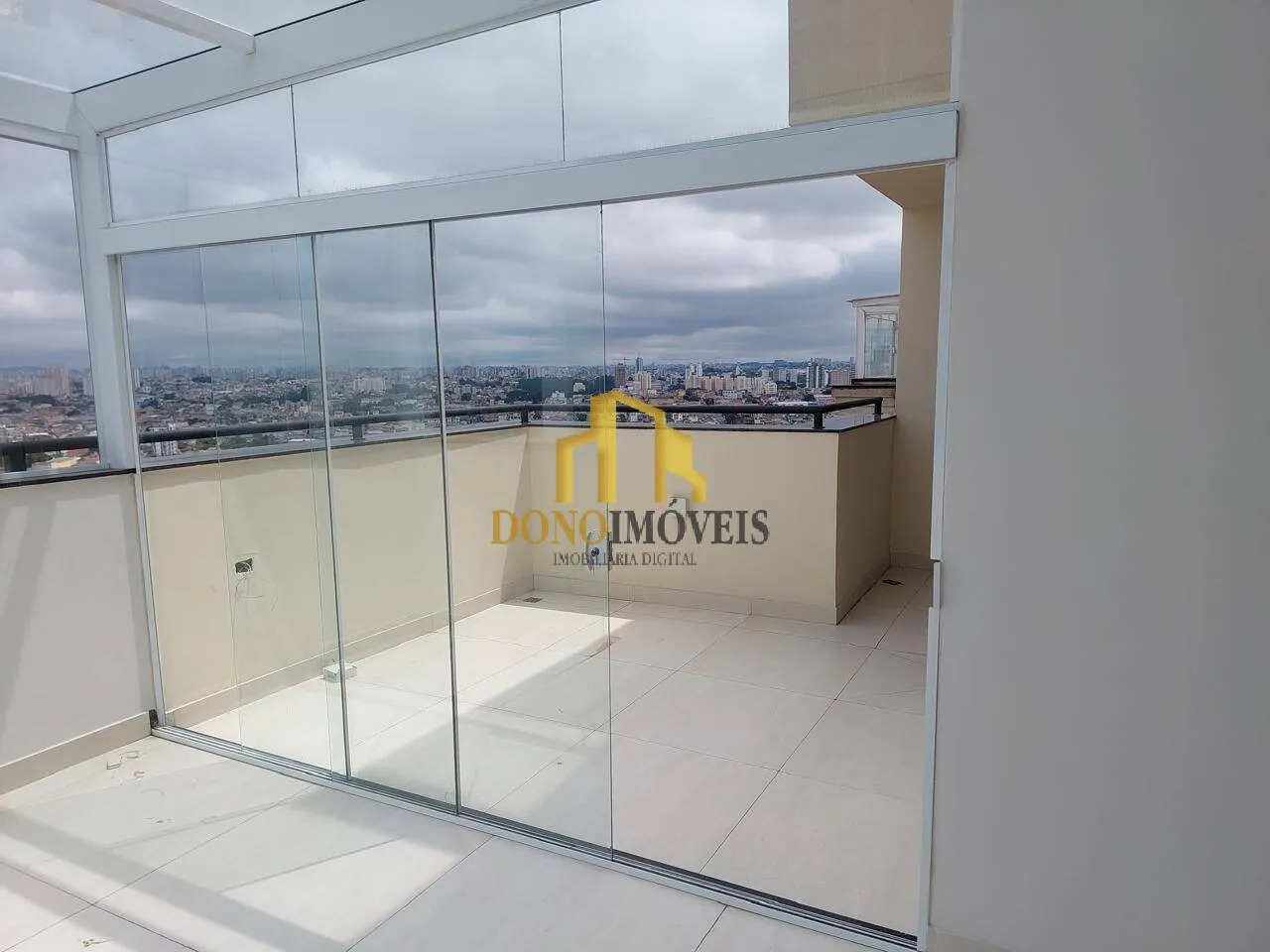 Imagem Cobertura Duplex à Venda no Edifício Saint Tropez | 181m² | 3 Dormitórios