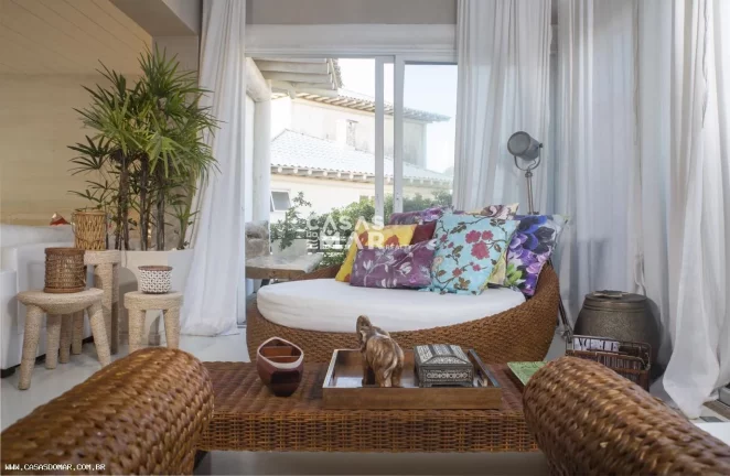 Imagem Casa Frente Mar para Temporada em Armação dos Búzios / RJ no bairro Praia Rasa