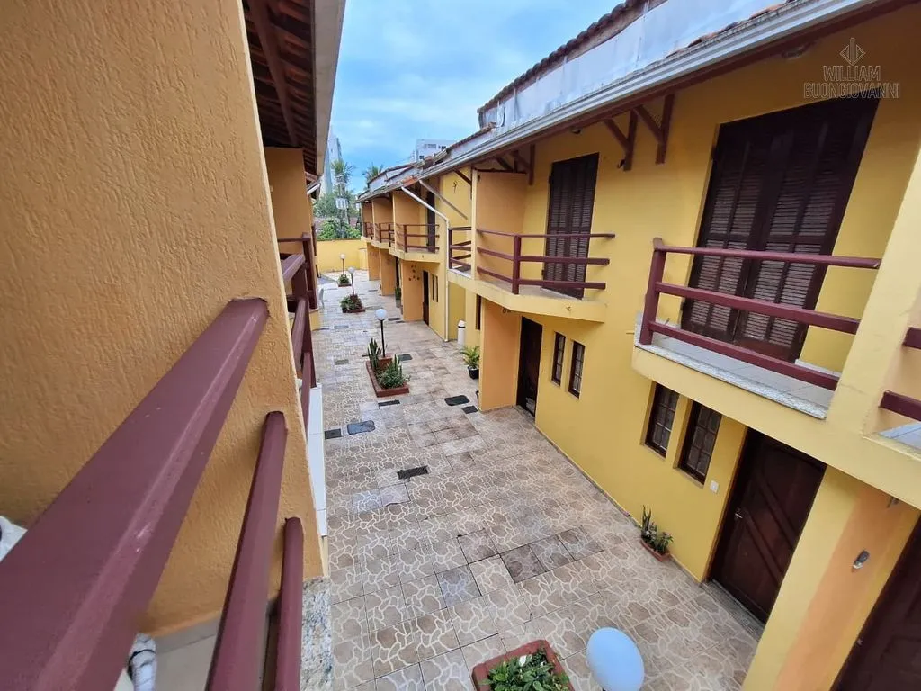 Imagem Casa de condomínio 2 dormitórios com piscina em Mongaguá
