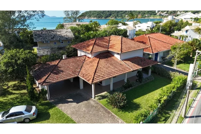 Imagem PDCJJDAR 1806 Casa 590441066-44 - Casa à venda no bairro Ponta das Canas - Florianópolis/SC