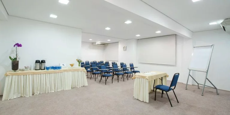 Imagem Flat disponível para venda no HB Hotels Sequóia Alphaville, com 57m², 1 dormitório e 1 vaga