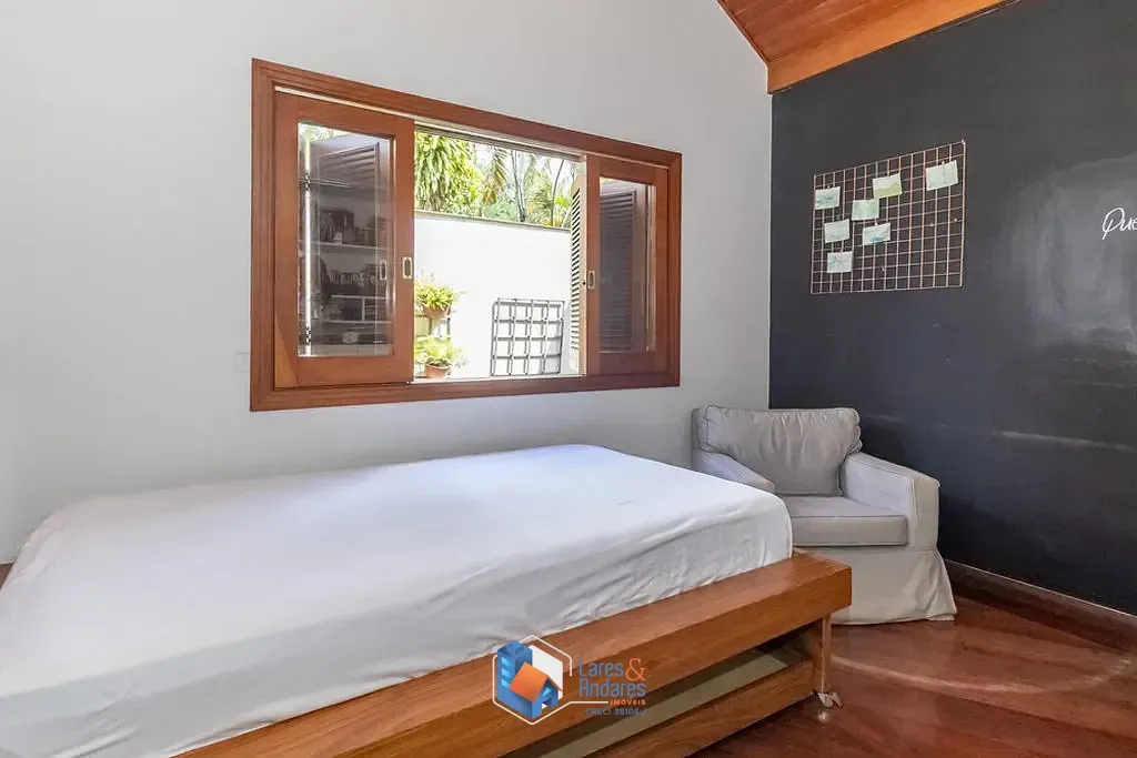 Imagem Casa à venda 4 Quartos 2 Suites 4 Vagas 237M² Jardim Marajoara São Paulo - SP